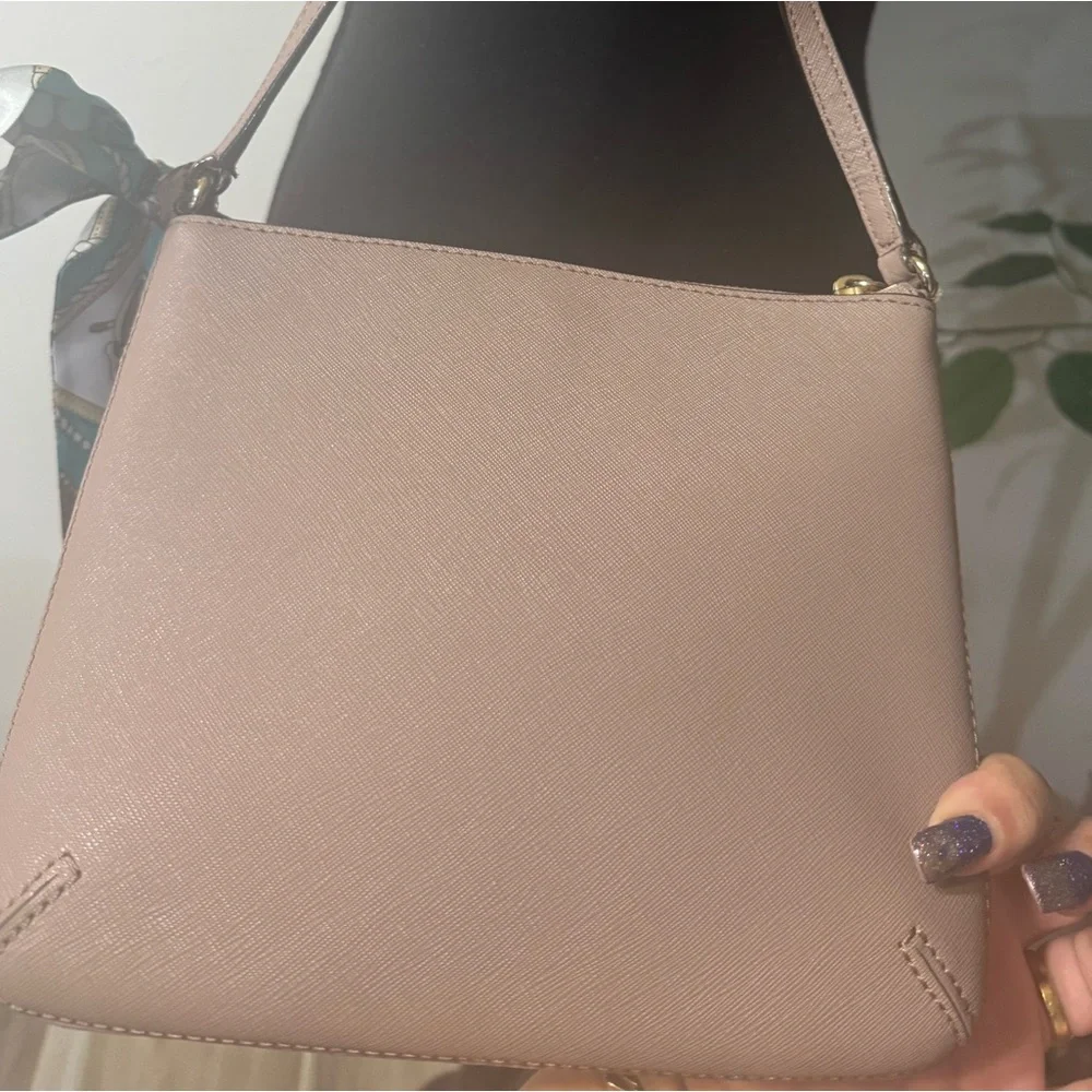 Kate Spade Laurel Way Crossbody – Taupe | EUC